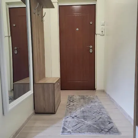 Garsoniera Auchan Titan Apartamento Bucarest