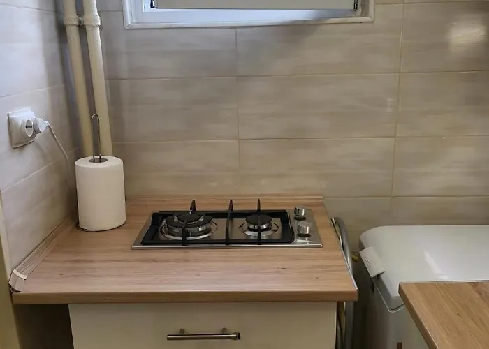 Garsoniera Auchan Titan Apartament