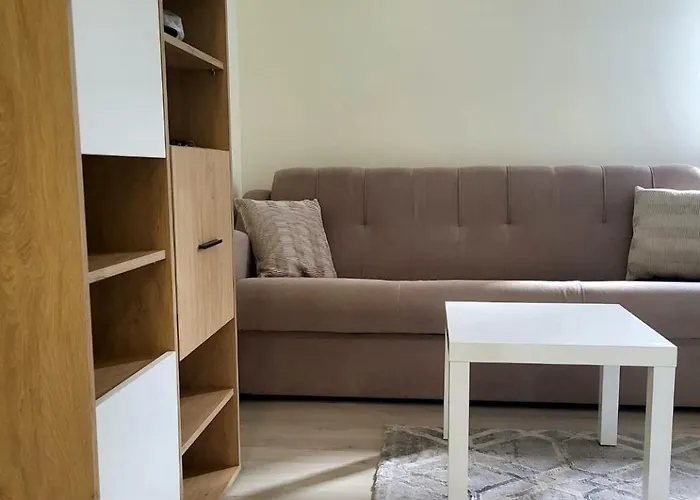 Apartament Garsoniera Auchan Titan Bucureşti
